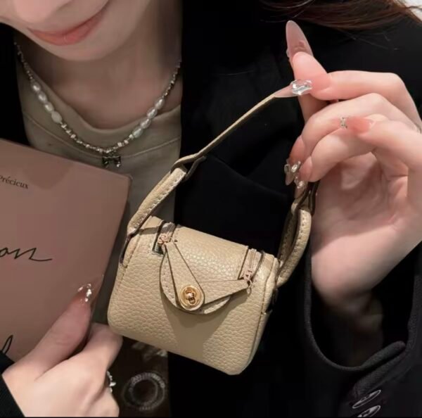 ميدالية جنطه